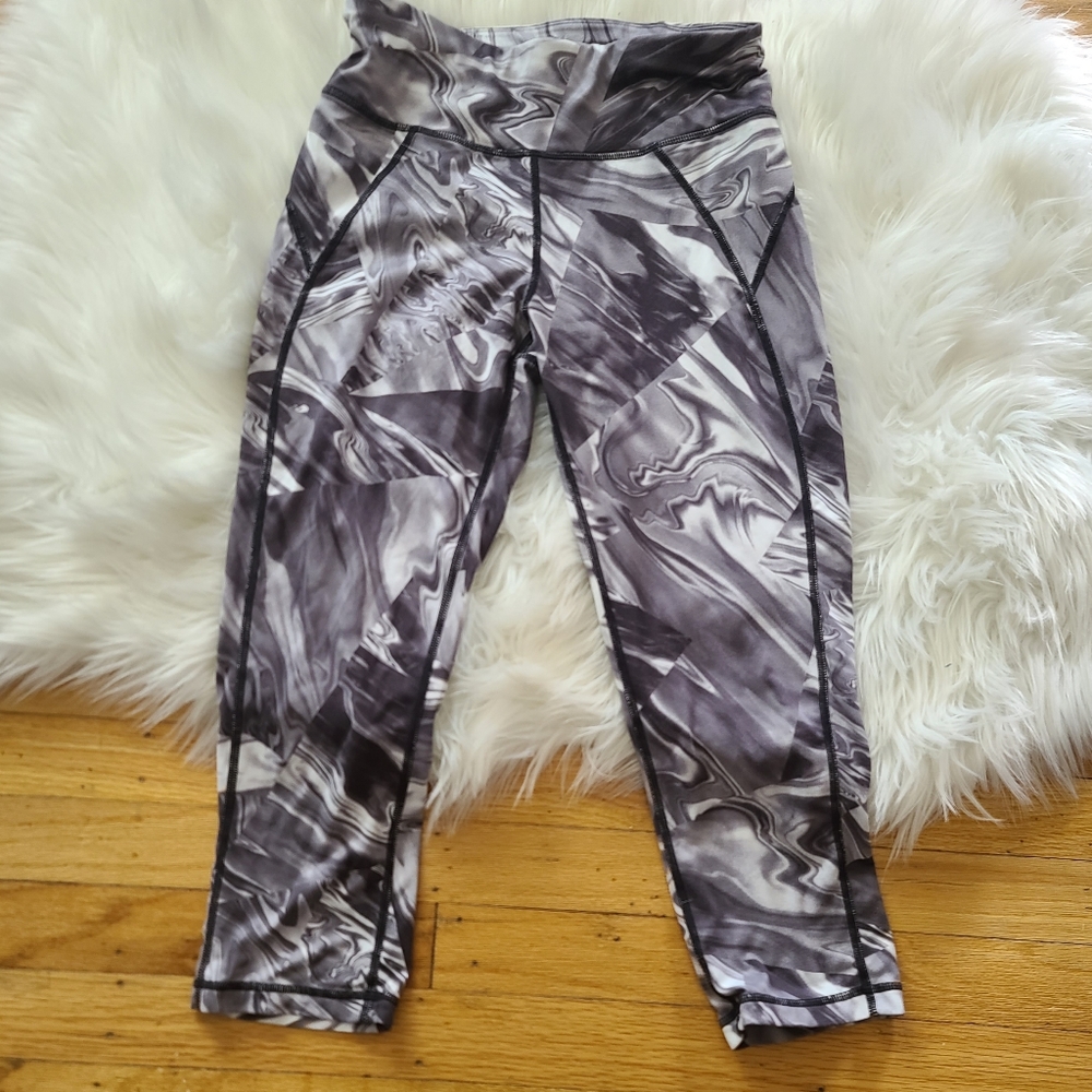 Sweaty Betty cropped leggings